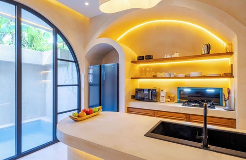 Sunset Road Villa | Villa Santa Clara
