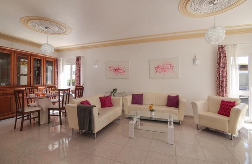 Vale de Carro Villa | Villa Santo Estevão