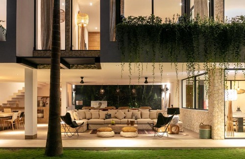 Babakan Villa | Villa Sapta Bayu - Luxurious Heaven in the Heart of Canggu