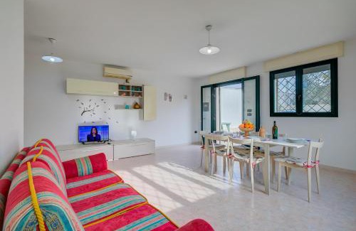 Torre Squillace House | Villa Scianuli 250 meters from the sea - Happy Rentals
