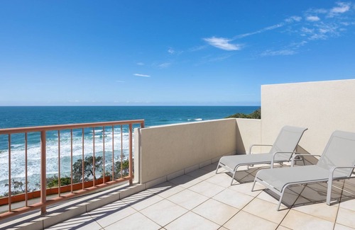 Coolum Beach Apartment | Villa Seascapes with sweeping waterviews