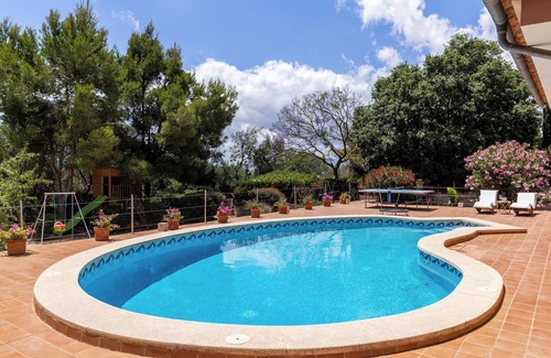 Sa Cabaneta Villa | Villa Ses Buguenvílies with Pool, Terraces & Wi-Fi