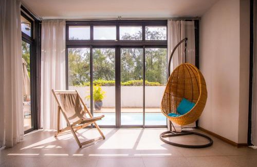 Belle Mare Villa | Villa Simone: Sunlit Beach Getaway w/Pool + WIFI