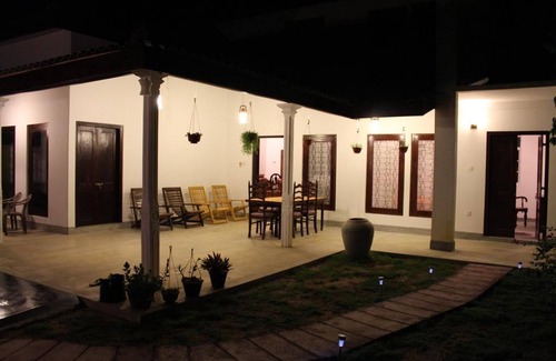 Thalaramba Villa | Villa Singha Holidays in Mirissa