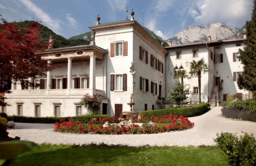 Ravina Bed & Breakfast | Villa Sizzo Relais B&B