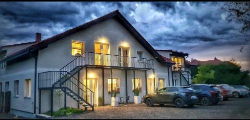 Kudowa Zdroj Apartment | Villa Sjesta komfortowe apartamenty, prywatny parking, gratis parking w centrum miasta