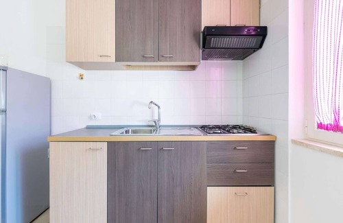 Laura Villa | Villa Steps from the Beach