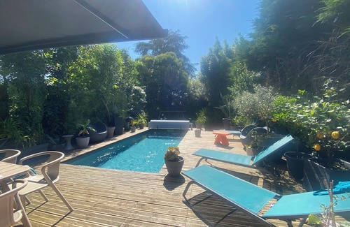 Floirac House | Villa stone heated pool Bordeaux unesco