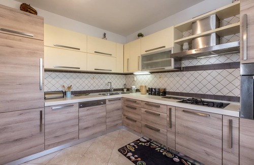 Kastel Gomilica Villa | Villa Summer time SAVE 20 percent on Split-villas com