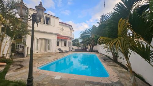 Pereybere House | Villa Swan Pereybere - Private Saltwater Pool