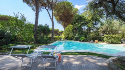 Ciampino Villa | Villa Sylva 6&2, Emma Villas