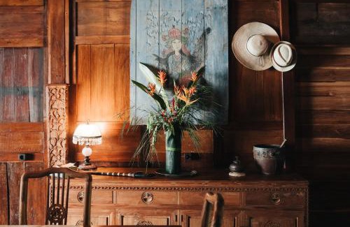 Karimunjawa Islands Villa | Villa Tengkek Karimunjawa