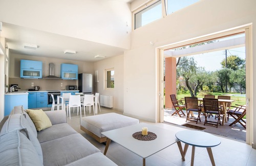 Messonghi Villa | Villa thalassa with private pool