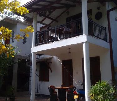 Hikkaduwa Apartment | Villa Tharu Hikkaduwa