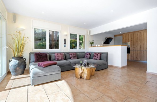 Tamarit Villa | Villa 'The Beauty of Cala Tamarit' with Sea View, Pool, Wi-Fi and Garden