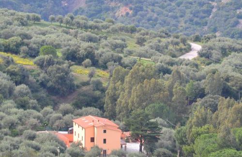 San Mauro Castelverde House | Villa Tiberio