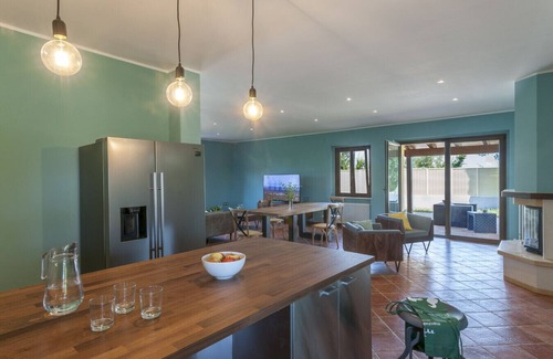 Terre Roveresche Villa | Villa Traiani 8&2 by Marche Holiday Villas