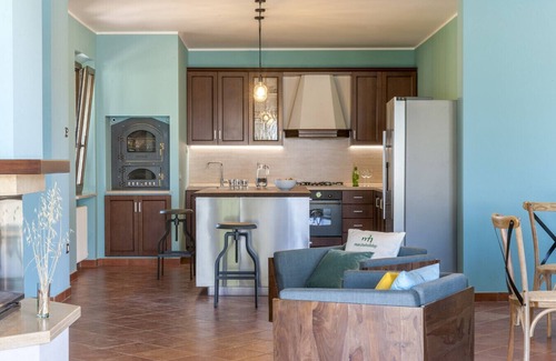 Terre Roveresche Villa | Villa Traiani 8&2 by Marche Holiday Villas