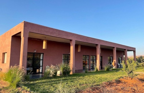 Iguerferouane Villa | VILLA TWINS MARRAKECH - Double Villa de Charme dans un cadre idyllique- 20 personnes