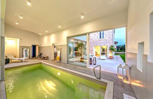 Muline Villa | Villa Vela Muline - 8 plus 2 guests - heated pool
