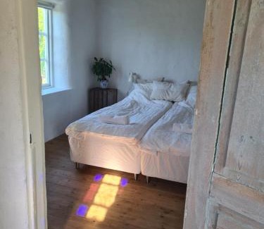Vastra Vemmenhog House | Villa Vemmentorp - Körsbärsblomsvillan 6 min från havet