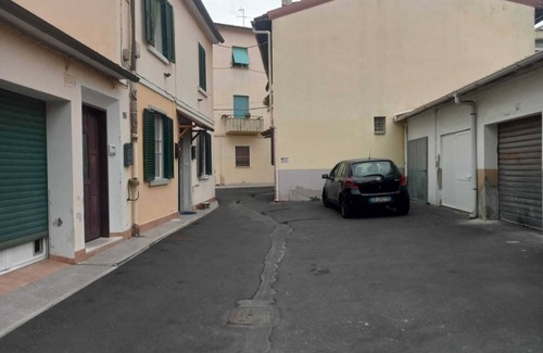 Livorno Apartment | Villa Voltina