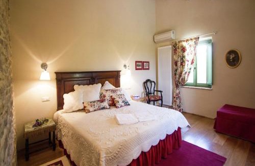 Barchi Villa | Villa w Wine Tours Near Beach