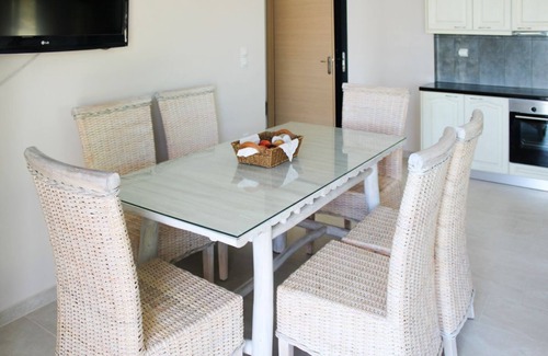 Nidri Villa | Villa Waterfall - Three Bedroom Villa, Sleeps 7