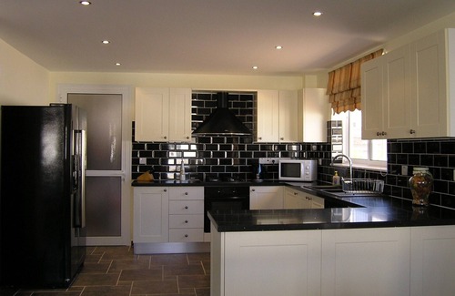 Alethriko Villa | Villa With Amazing 10 M X 5 M Infinity Pool, Free Wifi, In A Quiet Village.