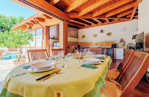 Altavilla Milicia Villa | Villa with exclusive swimming pool 5 minutes from the sea