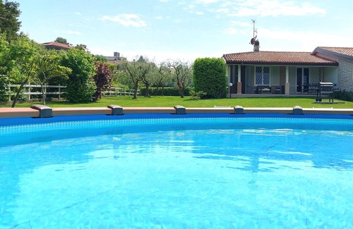 Manerba del Garda Villa | Villa with large garden and private pool