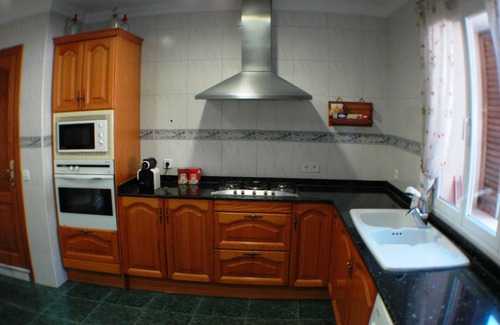 El Arenal House | Villa with pool/Jacuzzi for 10 pax