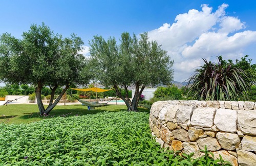 Avola Villa | Villa with pool, 550 metres from the sea in Avola, Sicily