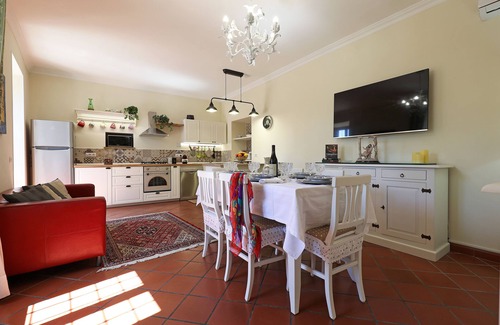 Suburbio VII Portuense Villa | Villa with pool a few minutes from the historic center
