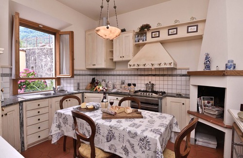 San Godenzo Villa | Villa with pool in chianti Rufina area (19 sleeps) with cooking class included