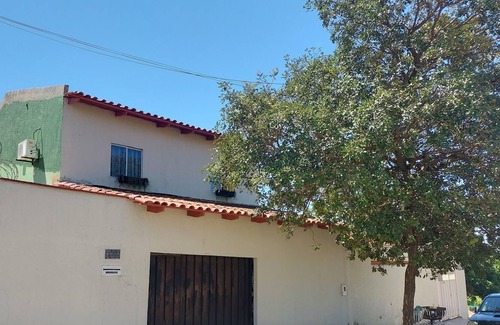 Conjunto Habitacional Madre Germana II House | Villa with pool near shopping center