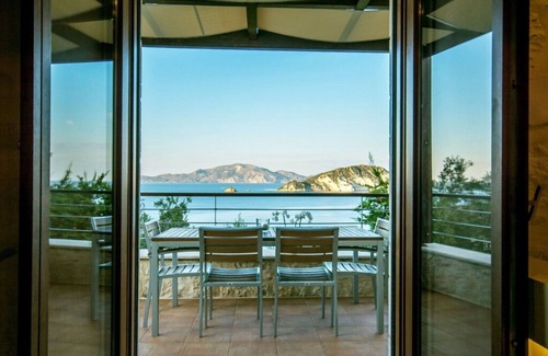 Marathias Villa | 'Villa With Private Pool - Sea View - For 2 Adults + 2 Young Children'