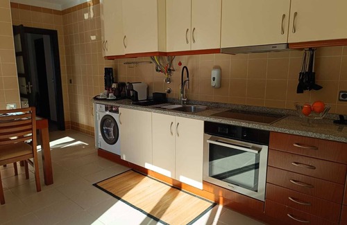 Torreira Villa | Villa with private pool & rooftop, games room