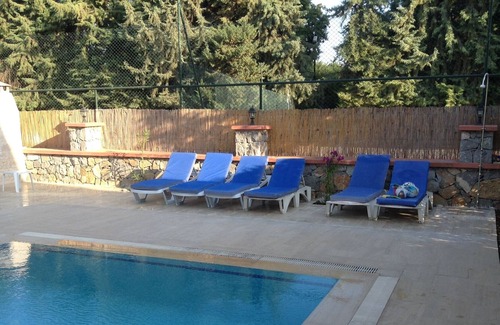 Ciftlik Villa | Villa With Private Pool, barbecue and Garden. Walking distance to the beach.