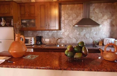 Itrabo House | VILLA WITH SEA AND MOUNTAIN VIEWS, NEAREST BEACH 6KM