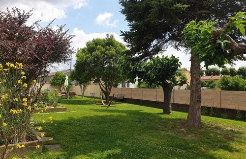 Villelaure Villa | Villa with swimming pool - Authentic escape 8 minutes from Lourmarin!