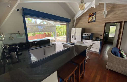 Le Moule House | Villa with swimming pool - 2 suites - 5 Mn coastline - 3 star rating