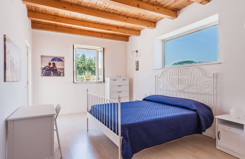 Marina di Ragusa Cabin | Villa with swimming pool ideal for families
