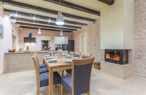 Drnis Villa | Villa with the best equipment and beautiful.