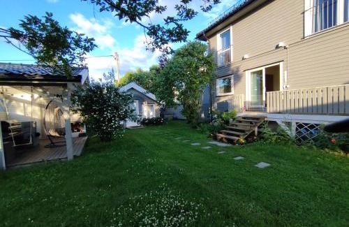 Hokksund Apartment | Villa with the garden