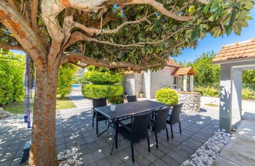 Stasevica Villa | Villa Zorka