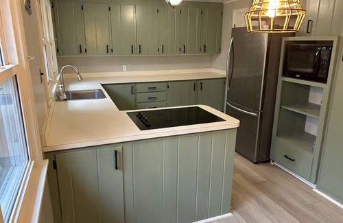 Manlius House | Village of Manlius, two bedrooms & private bathroom available in shared home