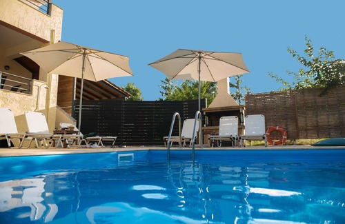 Kariotai Villa | Village Villas