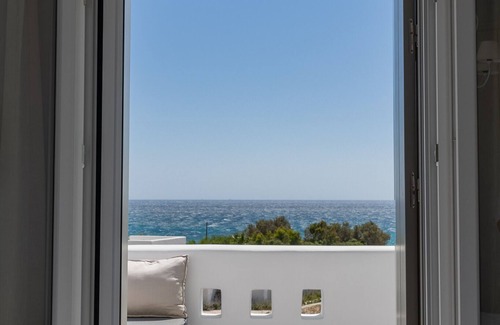 Kastraki Villa | VillaNaxosGr - More Than a Naxian Beach house