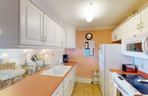 Jekyll Island Villa | Villas by The Sea Deluxe Two Bedroom Apartment